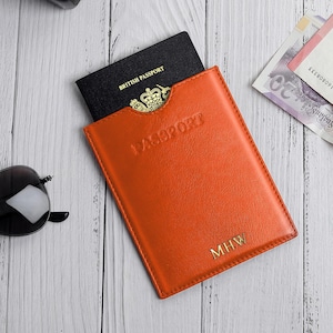 Funda de pasaporte personalizada, regalo para viajeros, billetera RFID, iniciales personalizadas, funda de cuero para pasaporte, funda de viaje