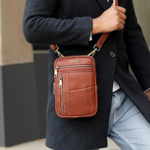 Sac homme Petit sac de voyage en cuir Sac bandoulière pour homme Idée cadeau personnalisée Sac de voyage en cuir véritable Sacoche compacte de tous les jours