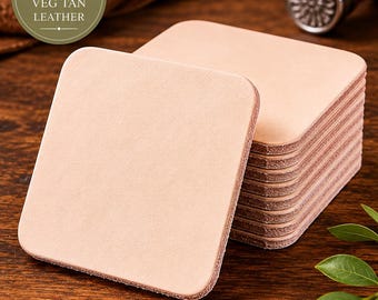 Dessous de verre carré en cuir beige clair pour maroquinerie