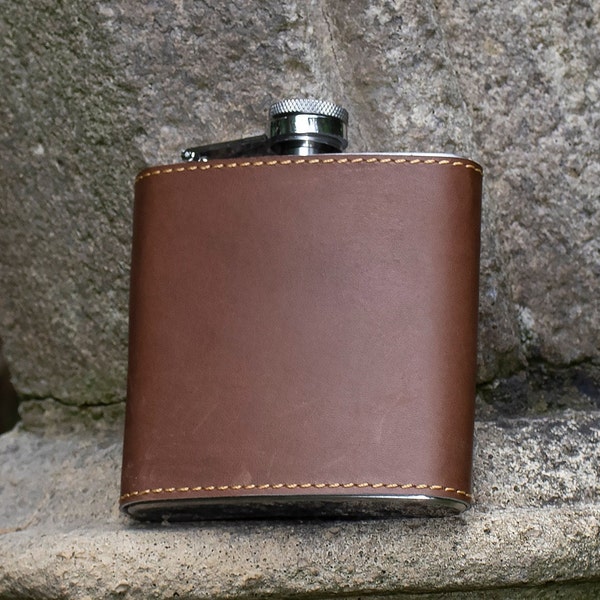 Personalised Hip Flask - Personalised Gift For Him - Perfect Men's Gift For Grooms Best Man - Genuine Leather Accessory 6oz Hip Flask
