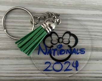 Porte-clés étiquette de sac Nationals 2024 avec pampille