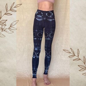 Nature&#39;s Threads Yoga Leggings - Hand Dyed Handmade Tie Dye leggings Tencel organic Eco-Friendly Yoga Leggings