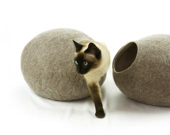 Large Felted Wool Cat Cave Bed, Handmade Cat House, Natural Indoor Cat Bed, Sand Brown Merino Wool Pet Cave, KIVIKIS