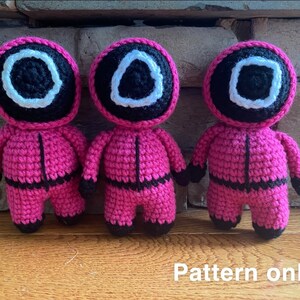 Pattern Only Squid Game Guards Crochet Pattern, Full Guide with Pictures Pattern Squid Game Staff, Squid Game Crochet image 3