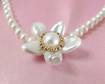 White Pearl Daisy Necklace Choker, White Pearl Choker Necklace, Daisy Flower Necklace for Women, Men, Real Freshwater Pearl Necklace