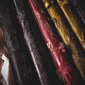 Uma vela para aumentar a conexão e a comunicação com os deuses nórdicos: você escolhe o deus e me avisa na hora da compra.