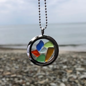 Beautiful necklace for beachcombers / Hostess gift / Mother's Day Gift / Beach glass pendant / Sea glass necklace / Unique contents image 1