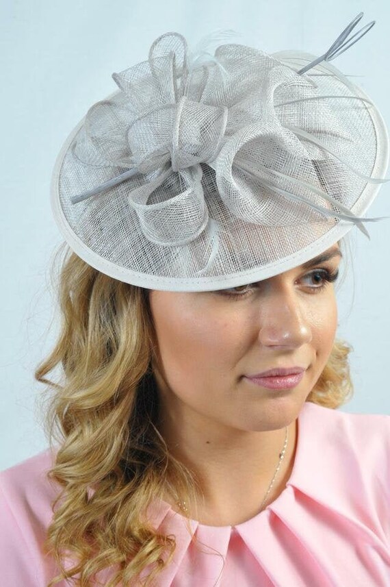 Grey Fascinator Oriental Lily Silver 