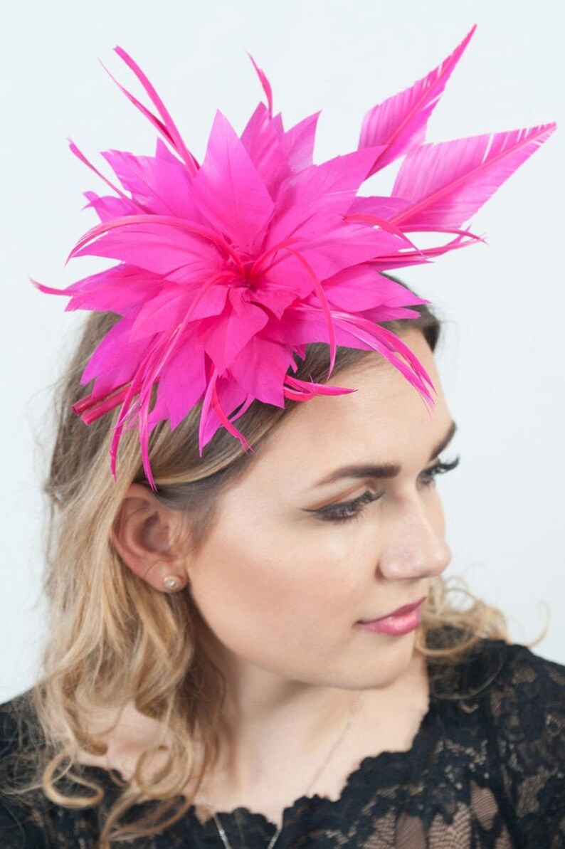 Hot Pink Fuchsia Statement Feather Direct store Ladies Fasci Super beauty product restock quality top Fascinator Plume