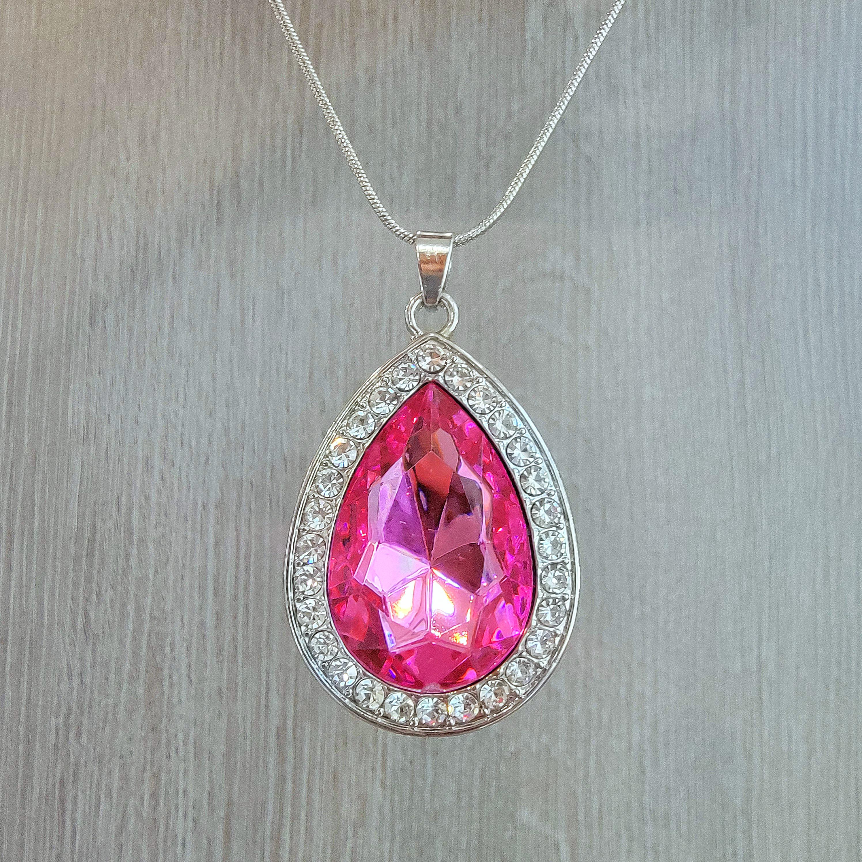 Sophia the First Amulet