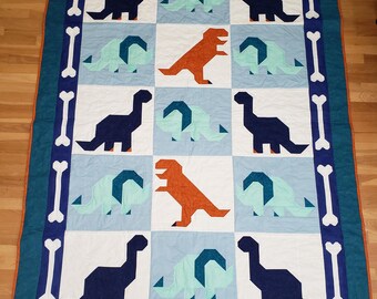 Dinosaur twin-size quilt
