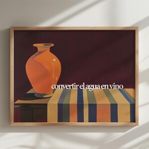 Stillleben-Glas-Kunstdruck - orangefarbene Vase auf gestreiftem Tisch mit spanischem Zitat - Poster, gerahmt, und Leinwanddruck