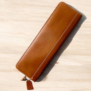 Estuche de viaje de cuero vintage Coach, portafolios multitarea con cremallera larga de 16 x 5 pulgadas "TAL CUAL" - Los broches del compartimento interior están rotos en un lado