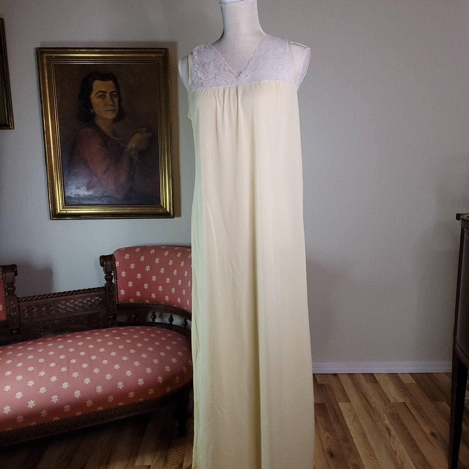 Vintage Buttercup Yellow Nylon Nightgown With Lace Trim Floor - Etsy