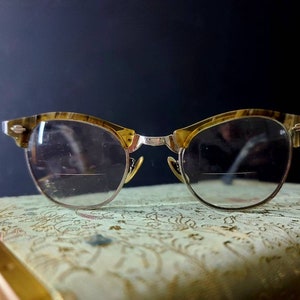 Vintage Marble Cat Eye Glasses Art Craft USA Leading Lady Art Rim Gray Marble 140 Blue Gray Brown Amber Tortoiseshell Silver Metal image 3