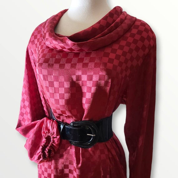 1980s Vintage Halston Dress Blousen Cowl Neck Lon… - image 4
