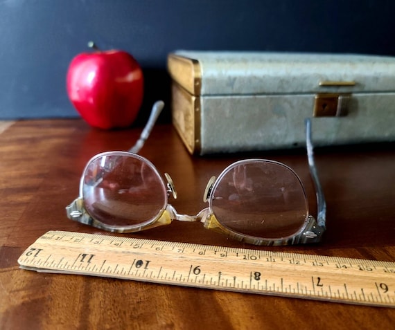 Vintage Marble Cat Eye Glasses Art Craft USA Lead… - image 8