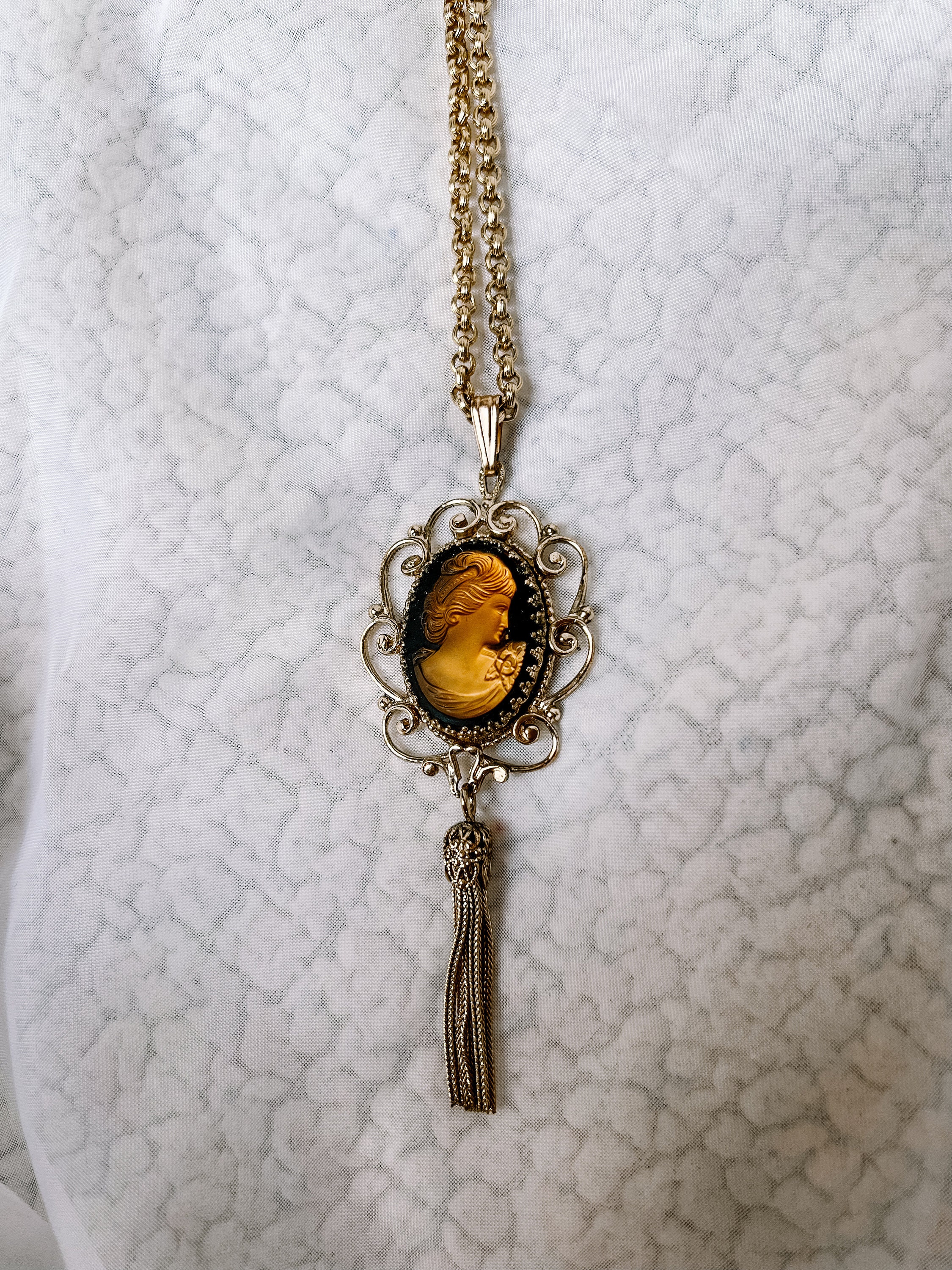 Vintage Whiting & Davis Gold Tone Framed Amber Glass Cameo  Vintage Davis Whiting crystal cameo necklace main image 0