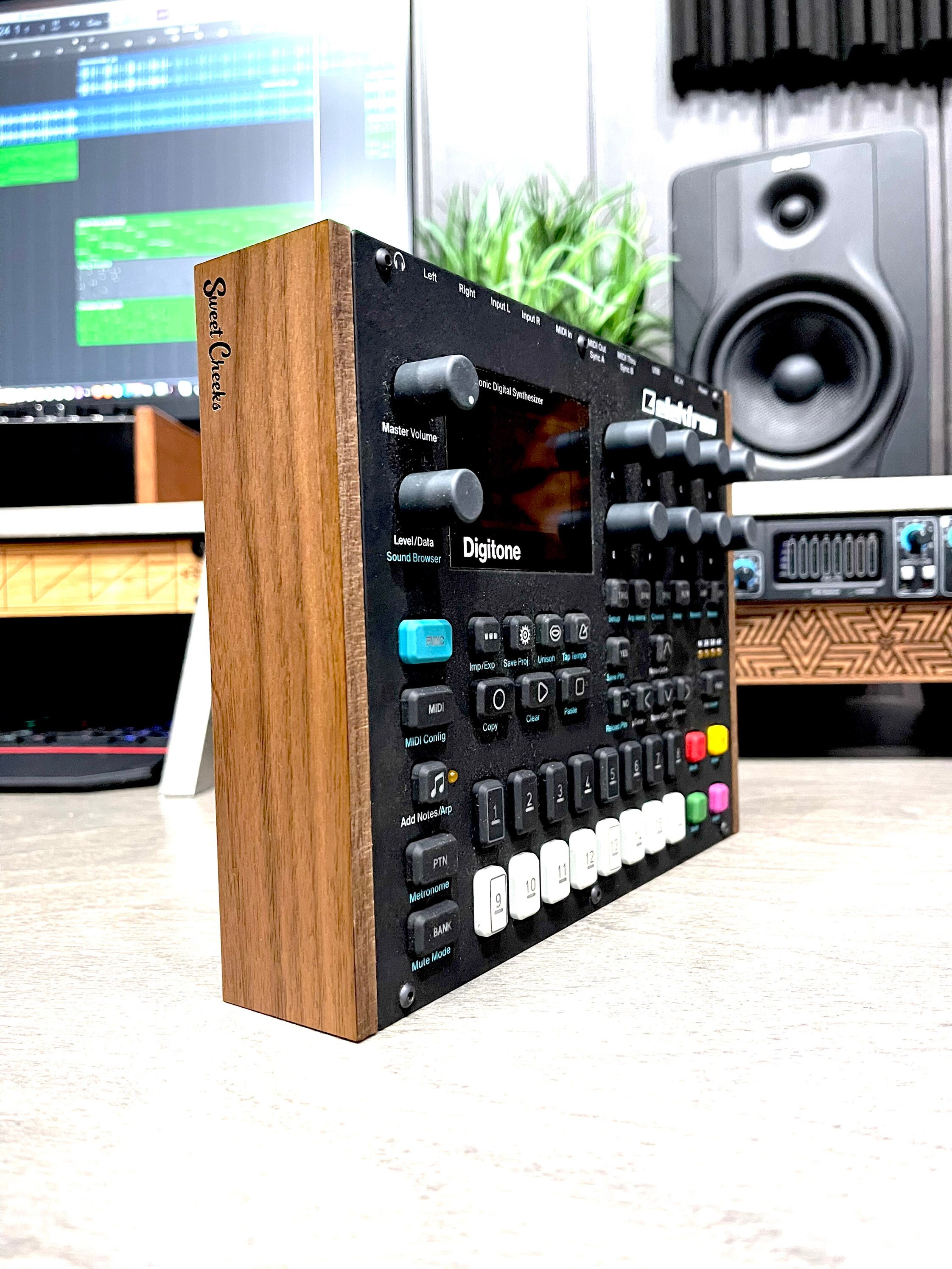 Elektron Digitone and Digikat Solid Walnut Wood Cheeks - Etsy