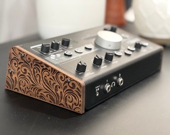 Mackie Big Knob solid walnut wood cheeks