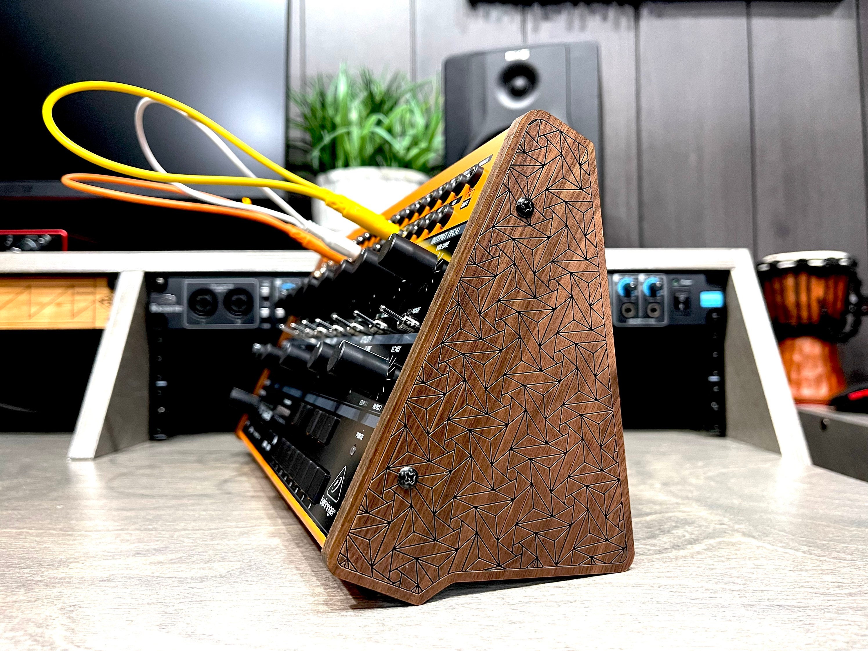 Behringer Crave Stand Solid Walnut 2 Positions - Etsy