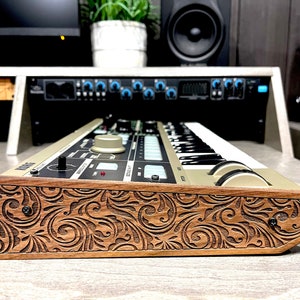 Korg Microkorg wood ends solid walnut