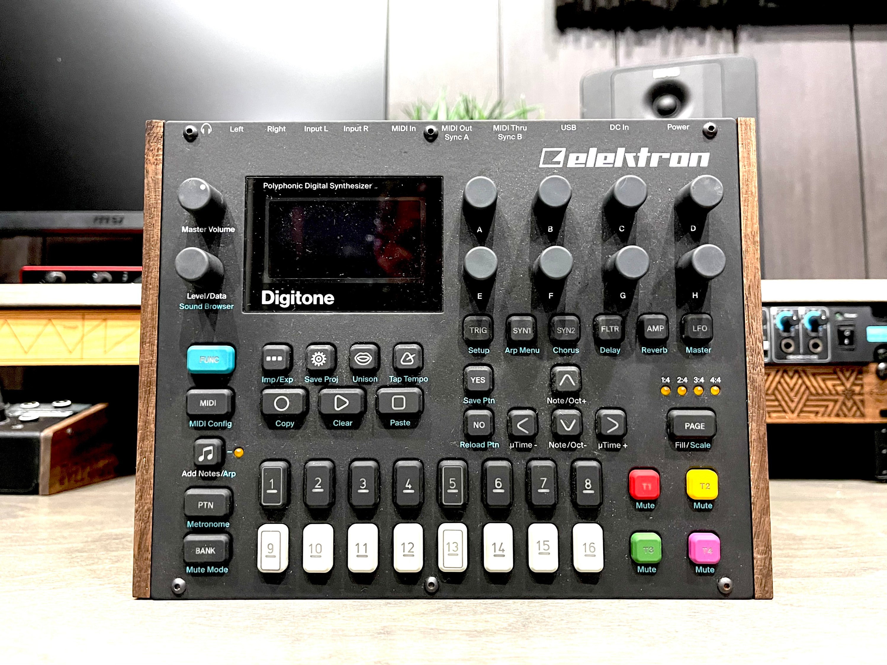 未使用・Elektron Digitone用UI基板 Elektron Digitone / Digikat Custom Solid Walnut Wood Ends - Etsy