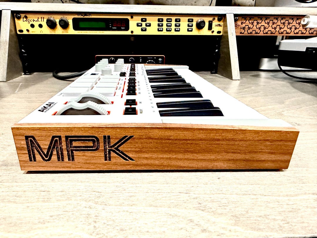 Akai MPK Mini IV Wood Cheeks Solid Walnut - Etsy