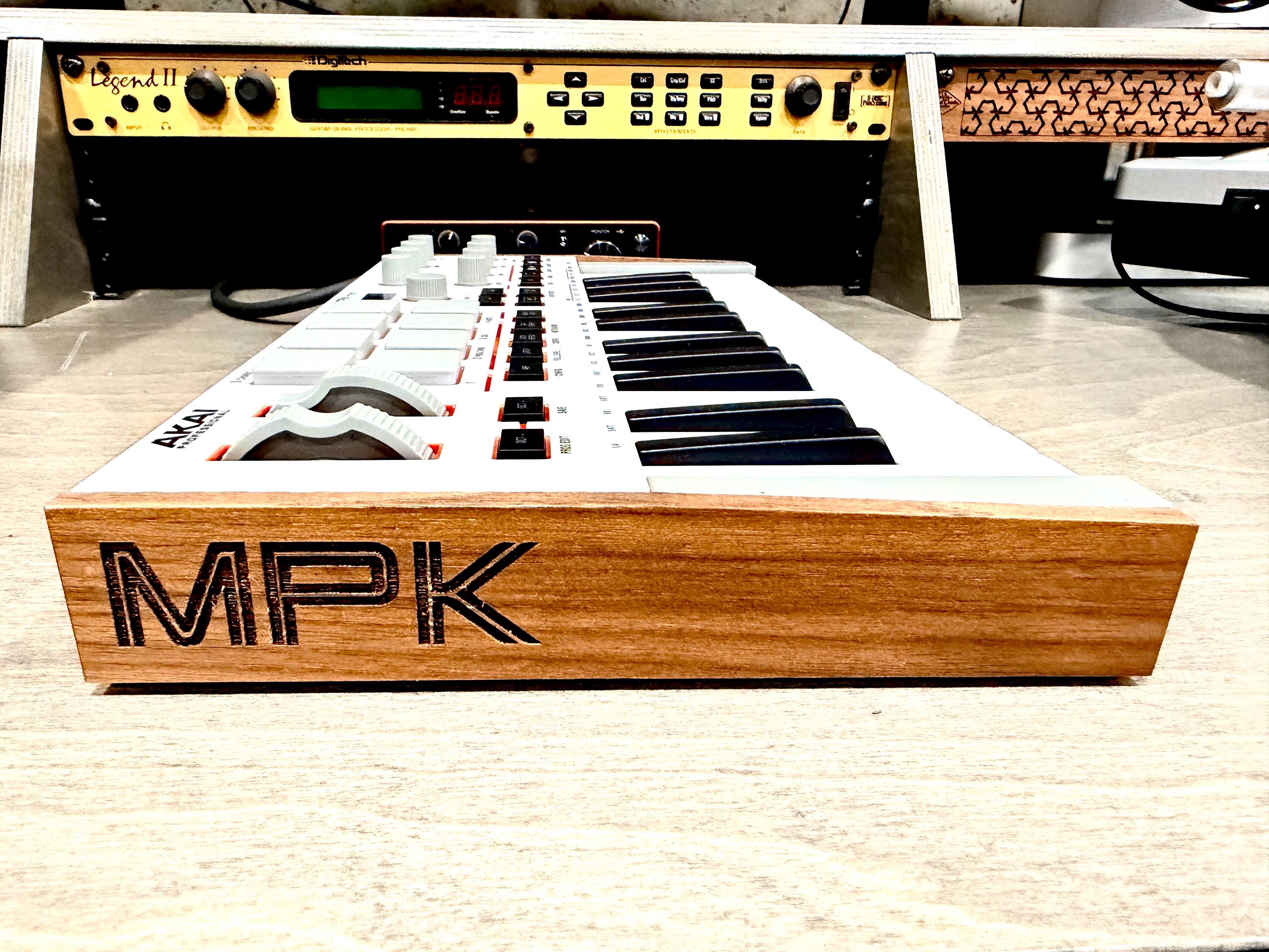 Akai MPK Mini IV Wood Cheeks Solid Walnut - Etsy