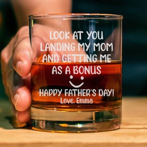 Personalisiert, Schauen Sie sich an, wie Sie meine Mutter landen und mich als Bonus 11 Unzen Whiskyglas bekommen