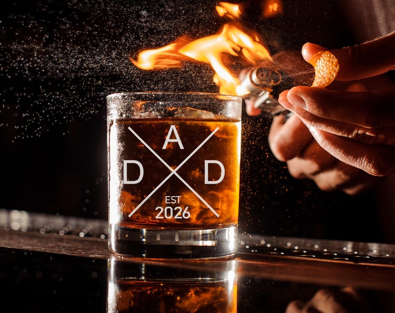 New Dad Whisky Glas - Zum ersten Mal Papa - Geschenk für Papa - Papa hergestellt kundenspezifisch - personalisierte Papa Geschenke - 2021, 2022, 2023, 2024, 2025 Bild 5