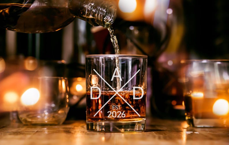 New Dad Whisky Glas - Zum ersten Mal Papa - Geschenk für Papa - Papa hergestellt kundenspezifisch - personalisierte Papa Geschenke - 2021, 2022, 2023, 2024, 2025 Bild 6