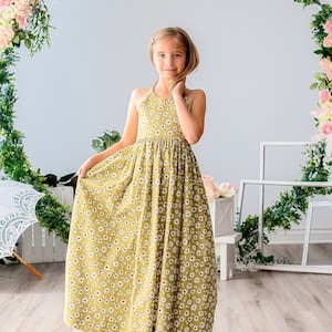 Robe longue ou midi pour fille • Robe d&#39;été verte marguerite pour fille • Robe d&#39;été Twirling Twirly pour fille • Robe pour préado • Taille 4 5 6 7 8 10 12