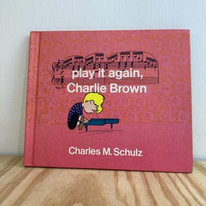 Vintage Peanuts Book: Play It Again, Charlie Brown - 1971 First Edition