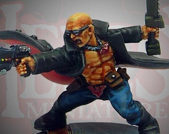 28mm scale SciFi Cyberpunk-style, 'CROUCHY', Dynamic pose combat ganger