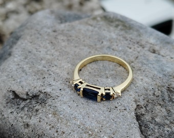 Blue Sapphire Ring, Solitaire Emerald Cut Silver Ring, Blue Gemstone Ring, Wedding Ring, Gift For Her, September Birthstone Ring, mom Gift
