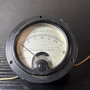 Weston modell 301 DC-amperemeter • 0-3A Vintage panelmätare • Newark, NJ