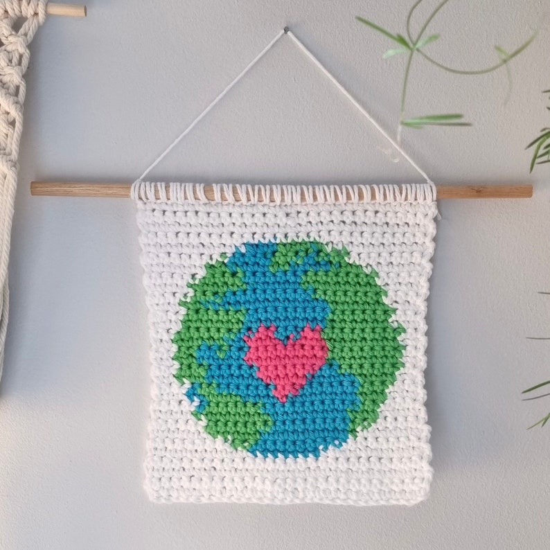 PDF Crochet Mini Earth Day Wall Hanging Pattern Home Decor Tapestry Intarsia image 3