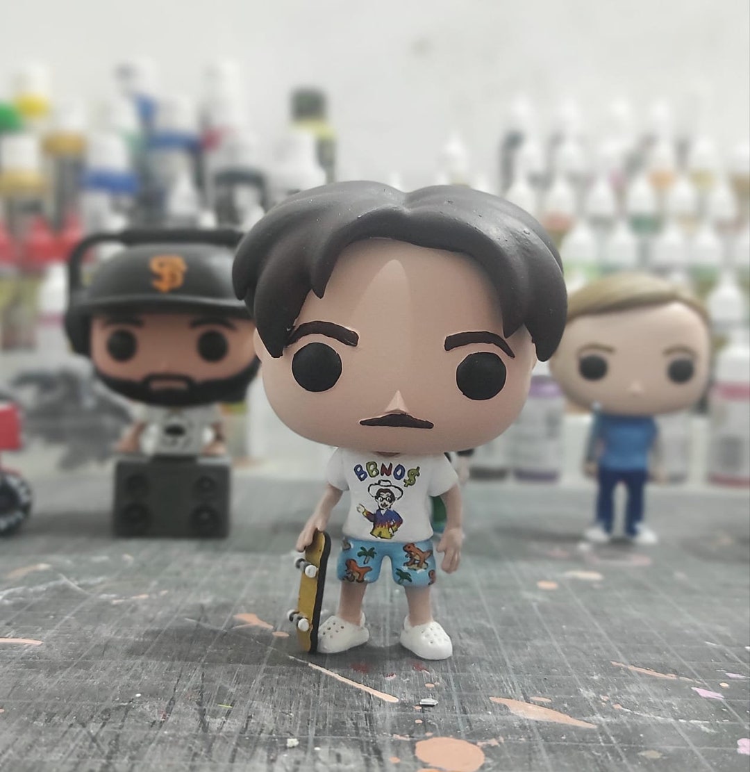 Little figurines with big heads outlet