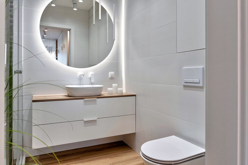 Miroir rond avec LED I 3 options d'éclairage I Miroir de maquillage, éclairage LED, miroir de salle de bain, miroir asymétrique, design moderne, fait main image 3