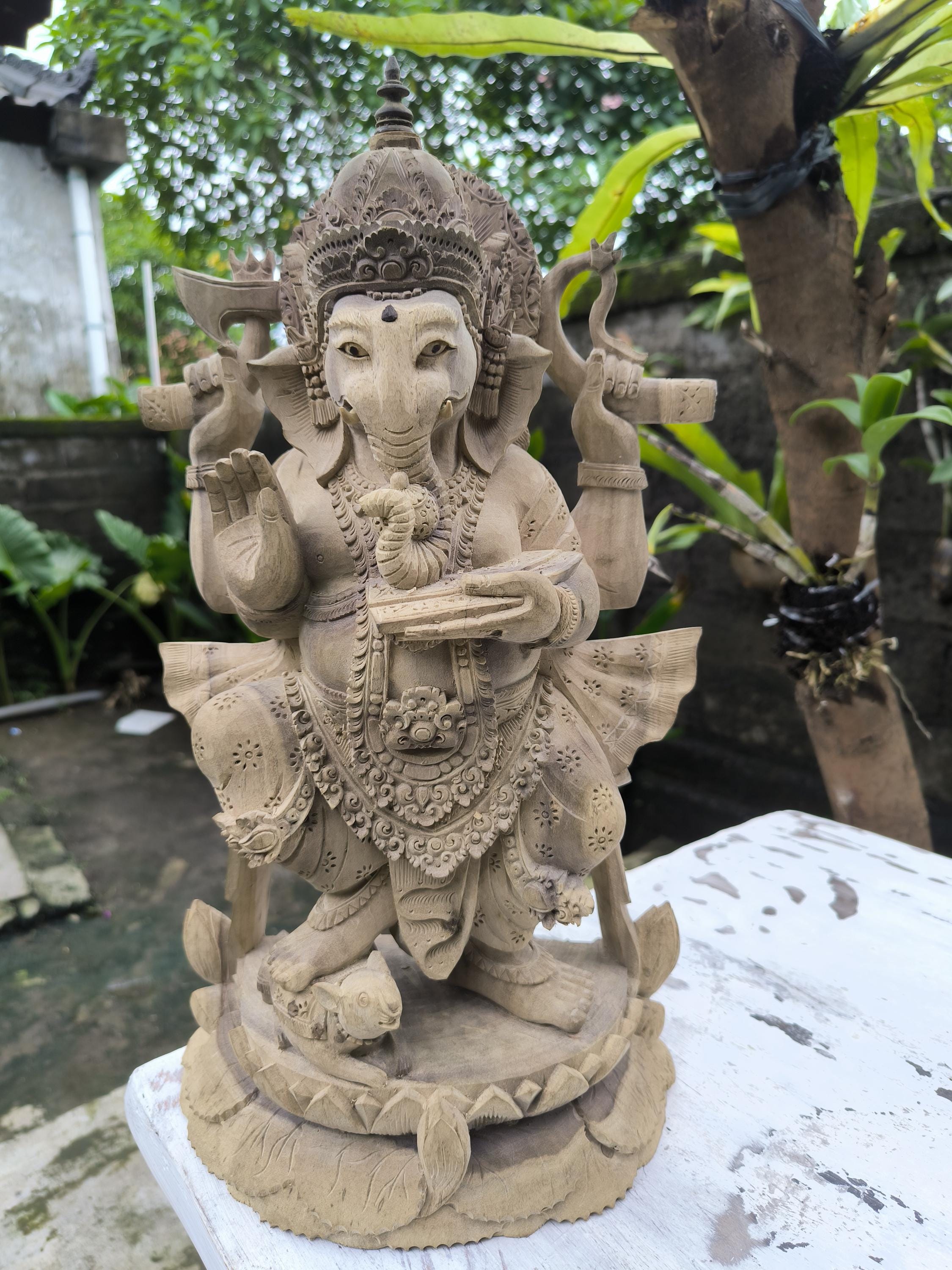 ガネーシャ神の木彫り、ディテールとユニークなガネーシャ神の彫刻 16