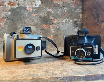Pair of Polaroid Type 87 land film instant camera - EE22 - Colorpack II