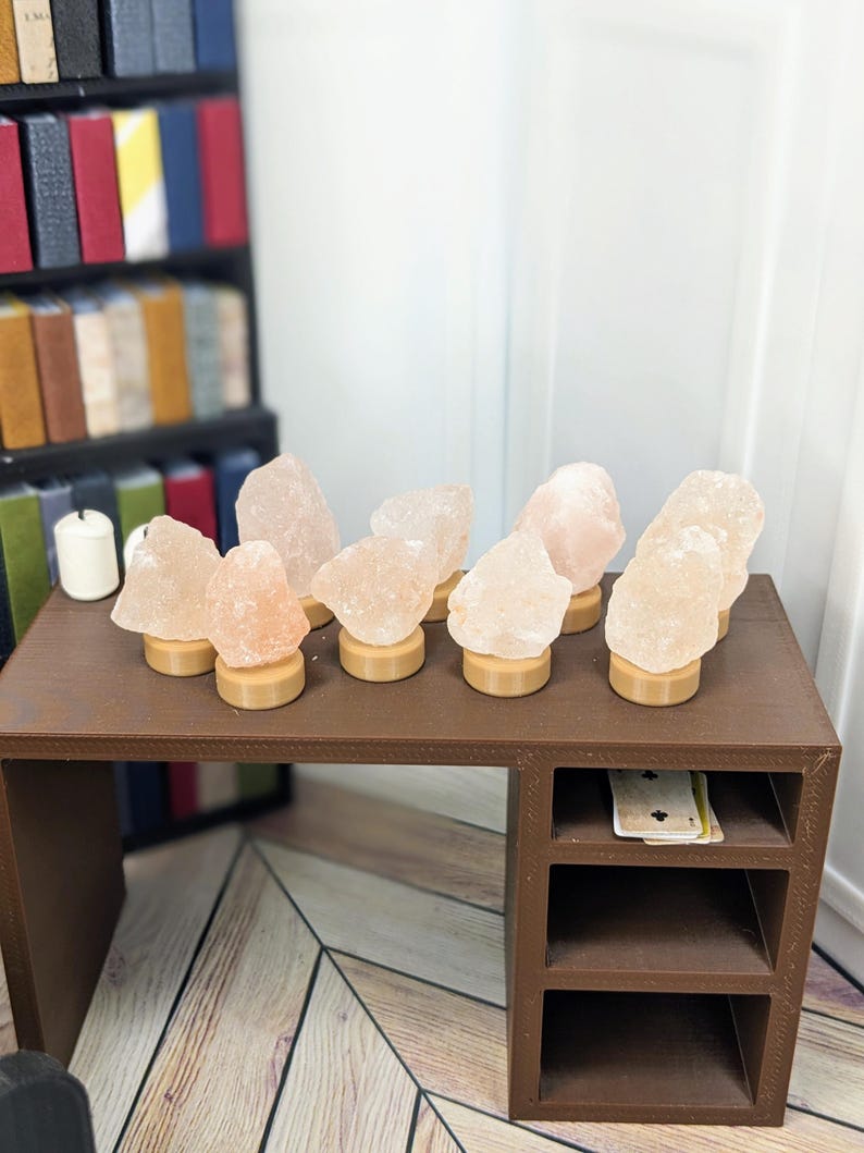 Lámpara de sal 1:12 / Lámpara de sal en miniatura / Lámpara de sal para casa de muñecas / Lámpara de cuarzo rosa / Muebles y accesorios para casa de muñecas / Lámpara para casa de muñecas imagen 2