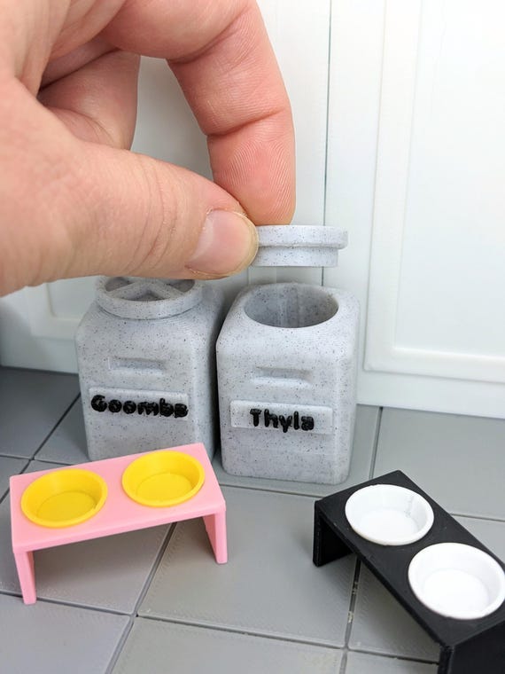 1:12 Pet Food Container | Dollhouse Pet Food Storage| Mini Pet Furniture |Miniature Storage Container | Mini Cat Food|Dollhouse Pet Supplies