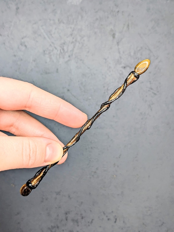 Miniature Tigers Eye Staff 1:12 or 1;6 | Miniature Staff For Gameplay | Miniature Staff | Mini Fantasy Staff| Diorama Accessory | RPG Piece