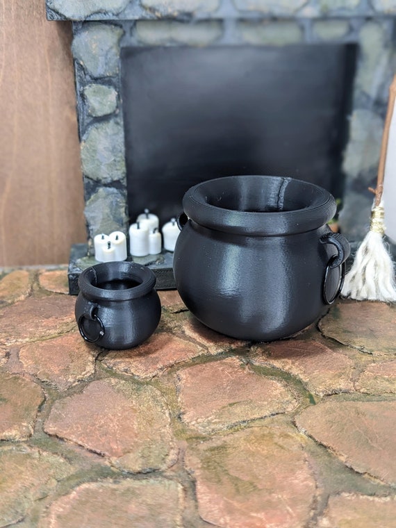 1:12 Cauldron | Dollhouse Witch Cauldron | Miniature Cauldron | Dollhouse Halloween | Miniature Halloween Decor | Mini Cauldron | Book Nook