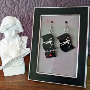 Blackbeard&#39;s Flag Earrings