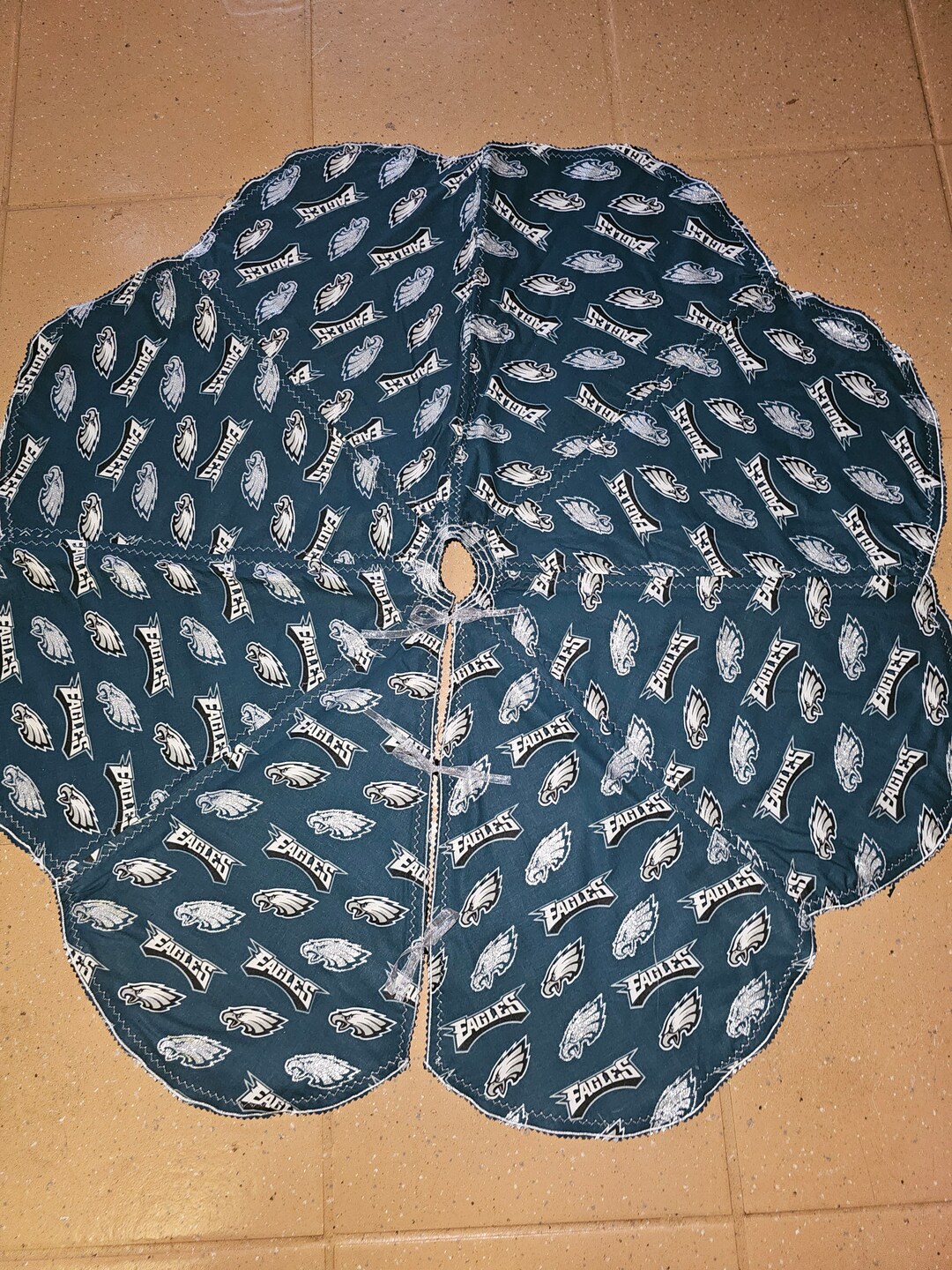 Eagles Tree Skirt 