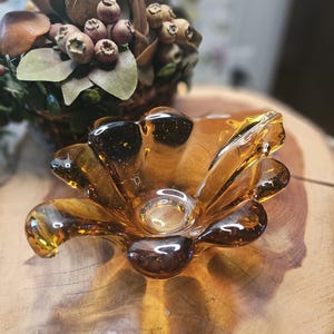 Vintage Amber Art Glass Leaf Dish – Mid Century Modern Murano Style Bowl