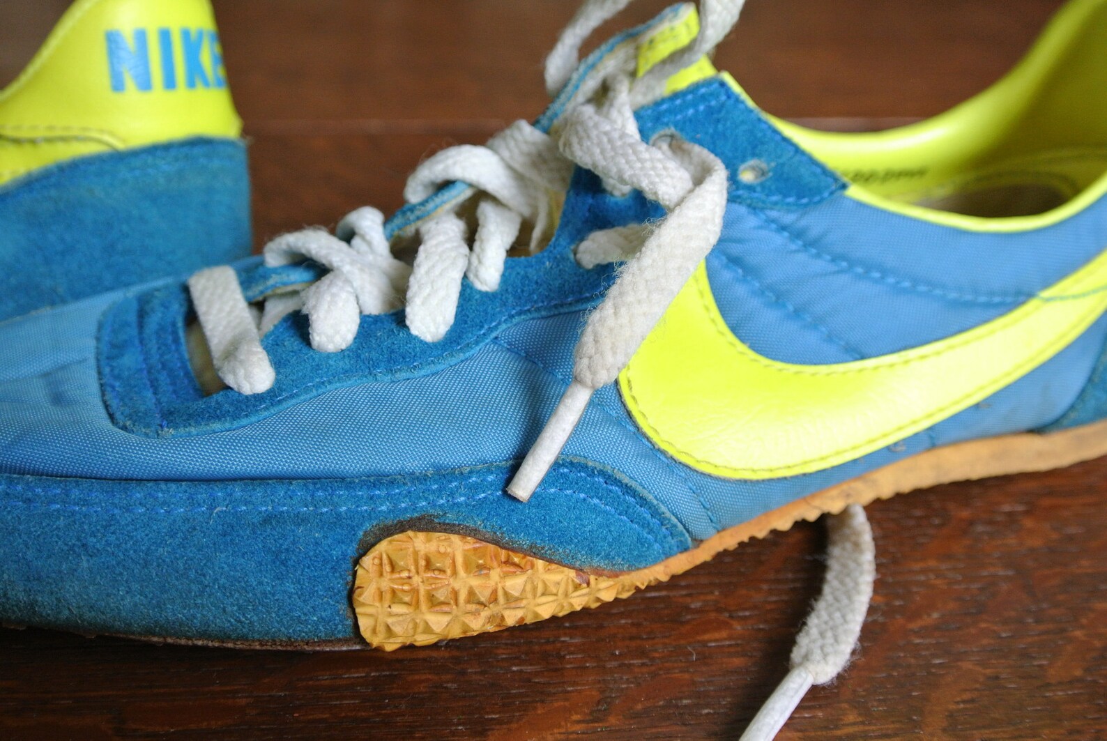 colorful nike track spikes